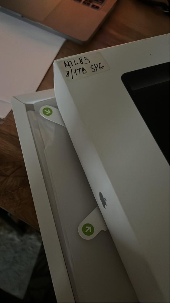 Мак бук про 14, 1 тб