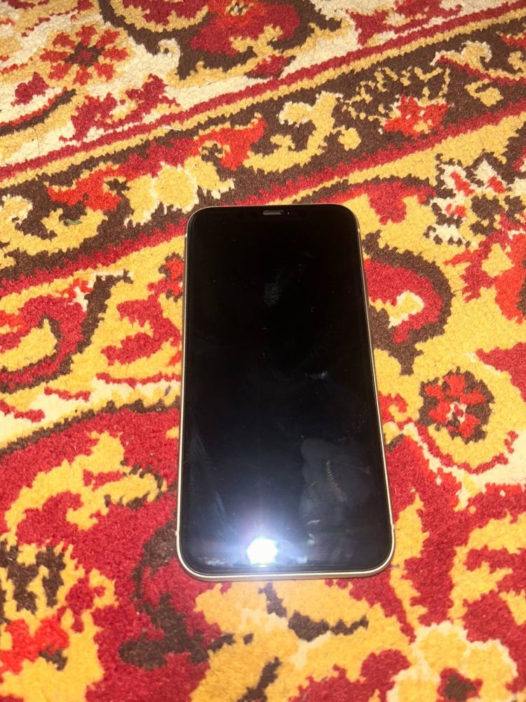 Iphone 11 белый в идеале