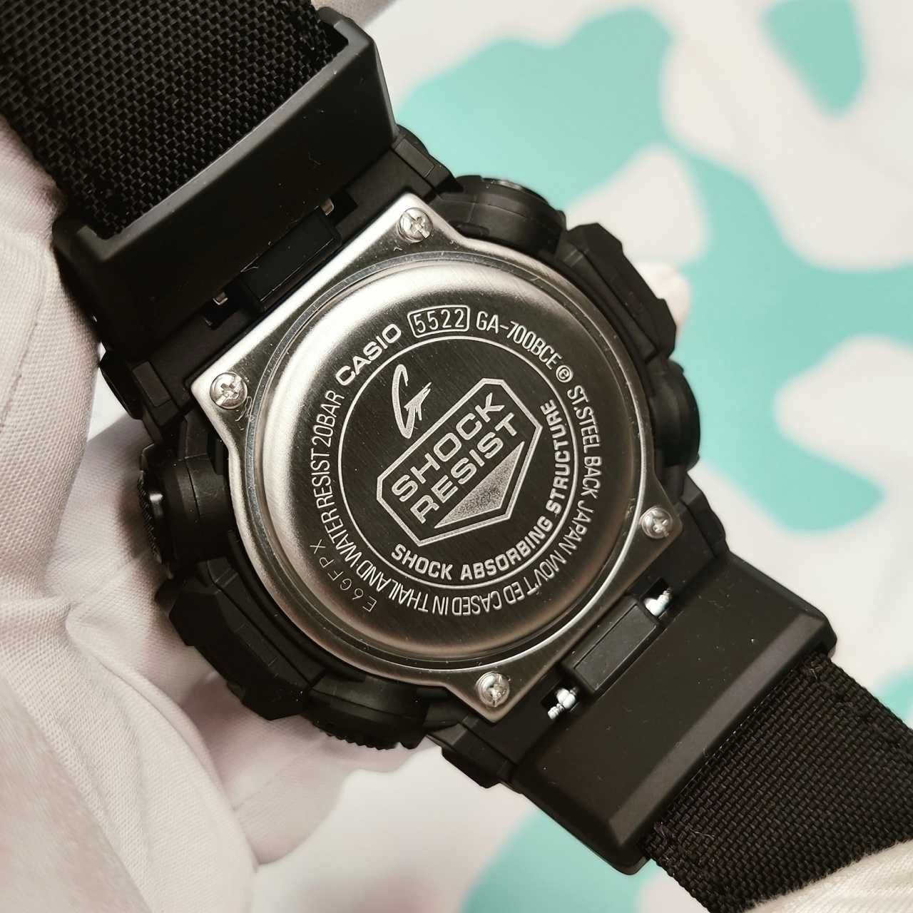 Casio G-Shock GA-700BCE-1A наручные часы оригинал черные нато