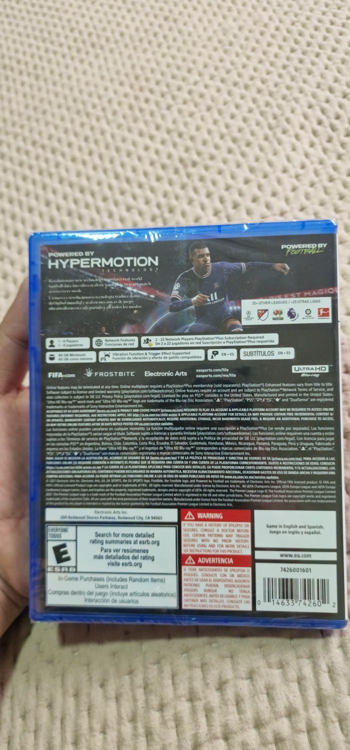 Продам НОВЫЙ диск с игрой Fifa 22 на ps5 и ps4