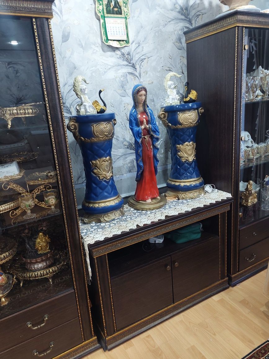 Продам стенку в гостиную.