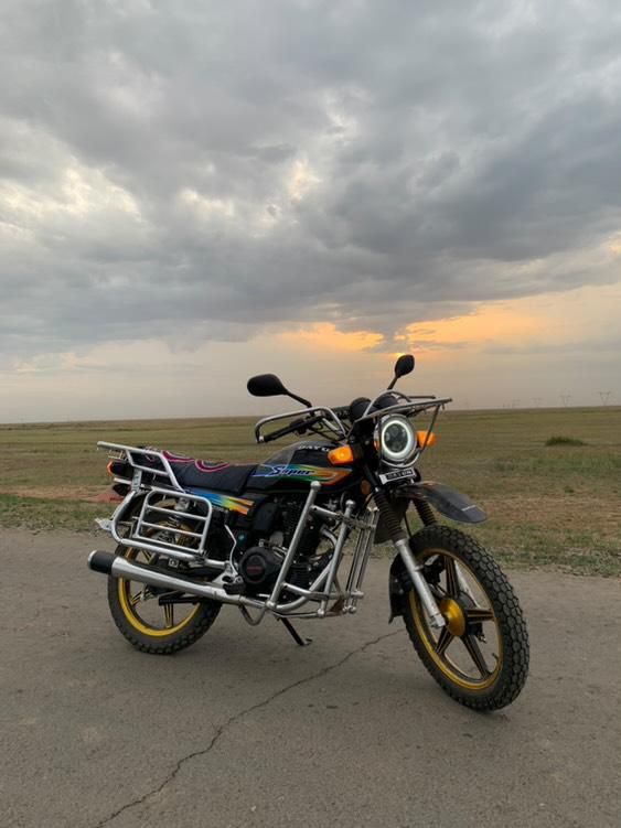 Продам мотоцикл 200куб dayun