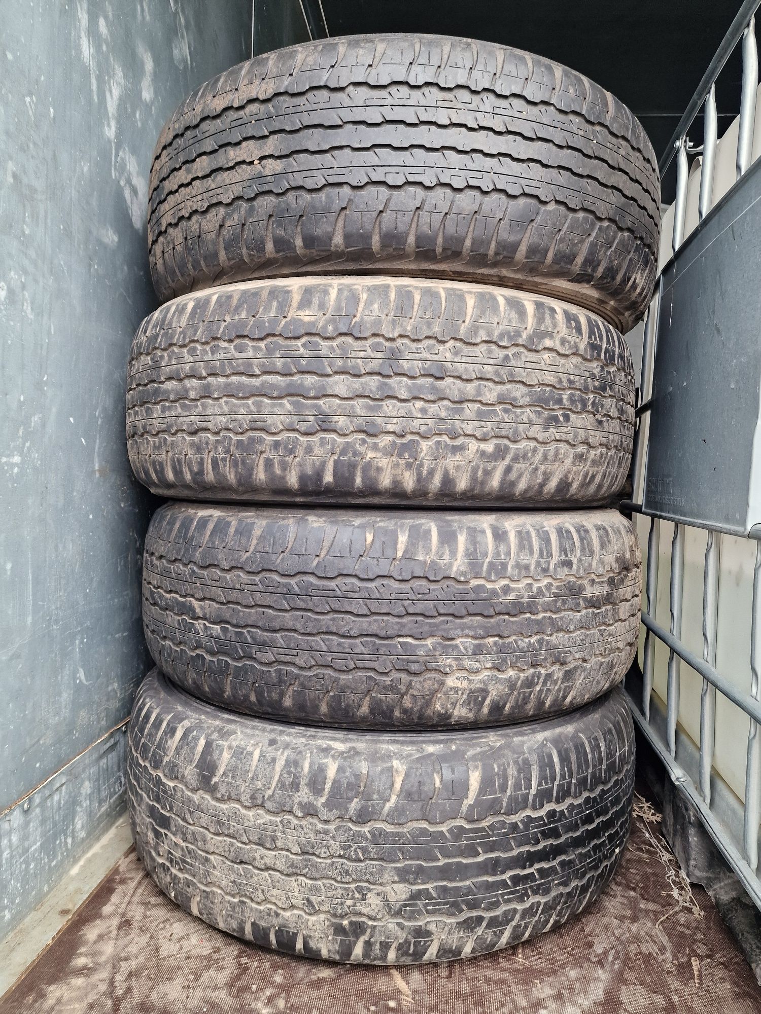 265/60 R18 DUNLOP AT22 Grandtrek
