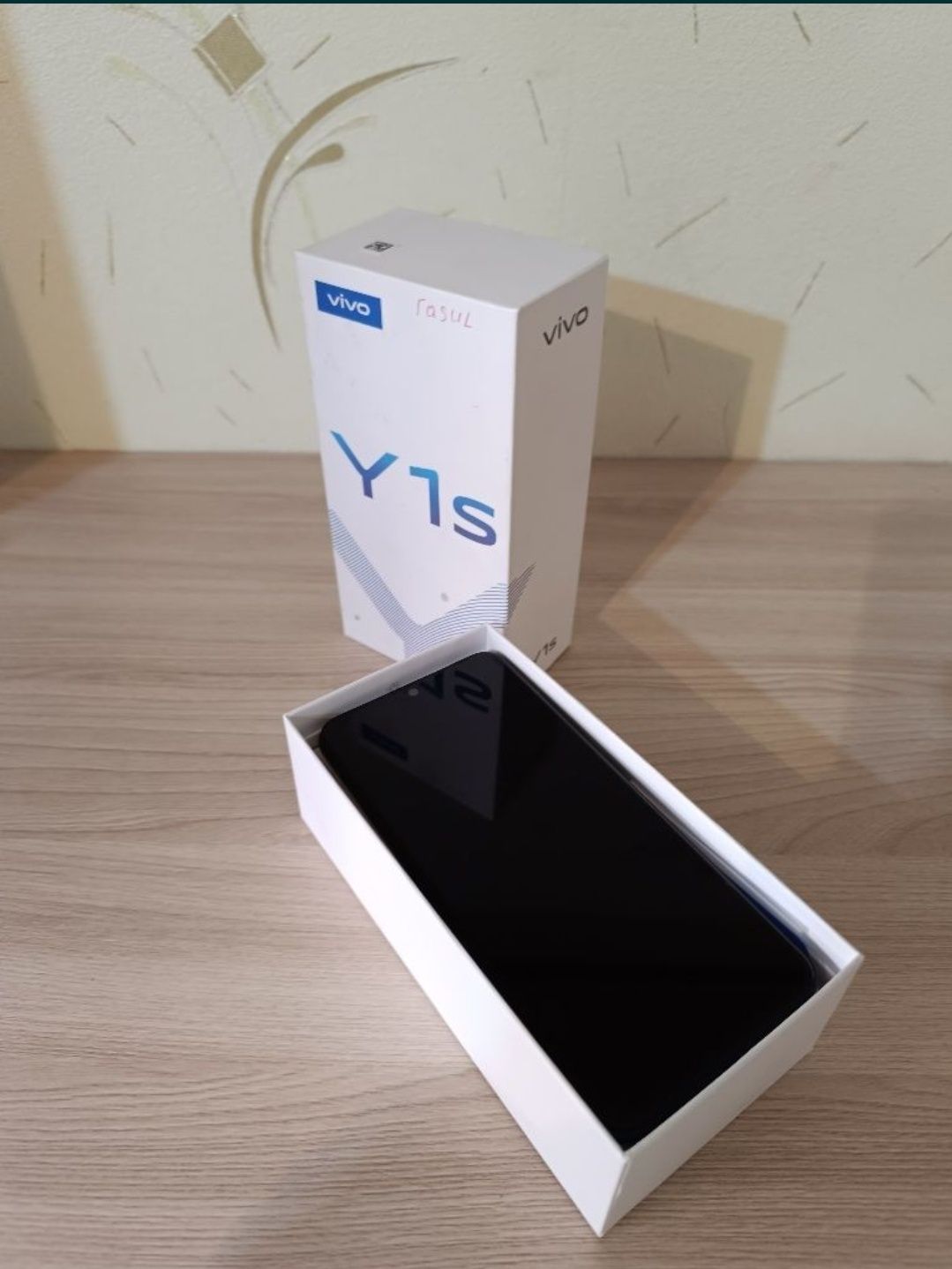 VivoY1s телефон не дорого ВивоЮ1с