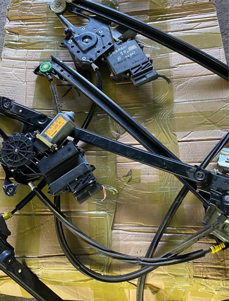 телевизор Форд Галакси, Шаран  привозные в наличии