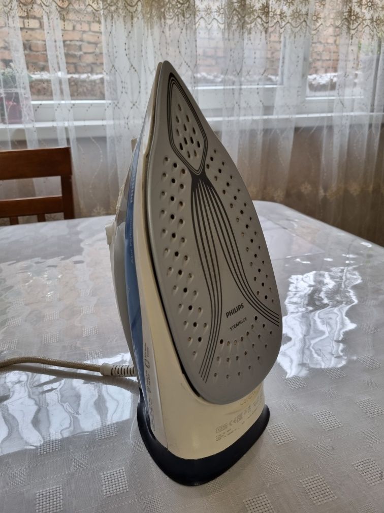 Утюг  Philips б/у
