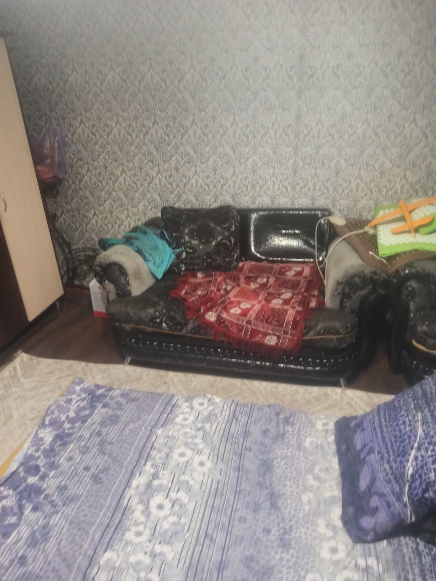 Продам мягкий уголок