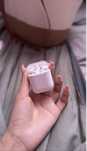 Продам Air pods 2 поколения оригинал