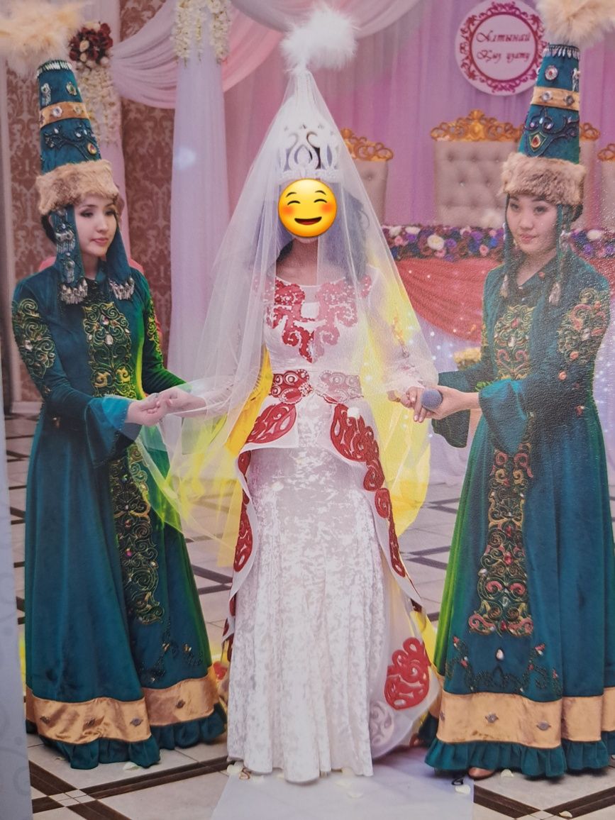 Платье для узату