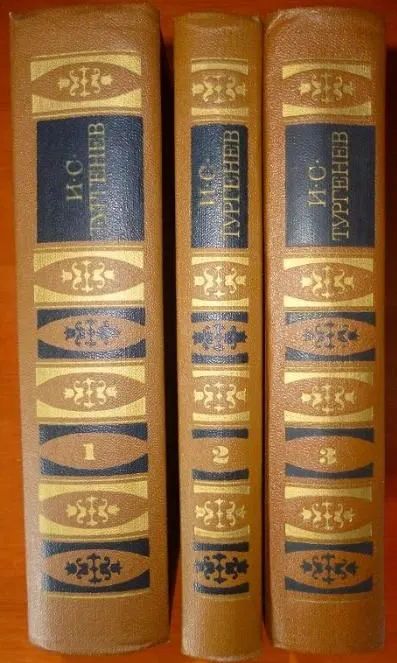 8 собраний сочинений Тургенева,Толстого,Маяковского, Есенина и т.д.