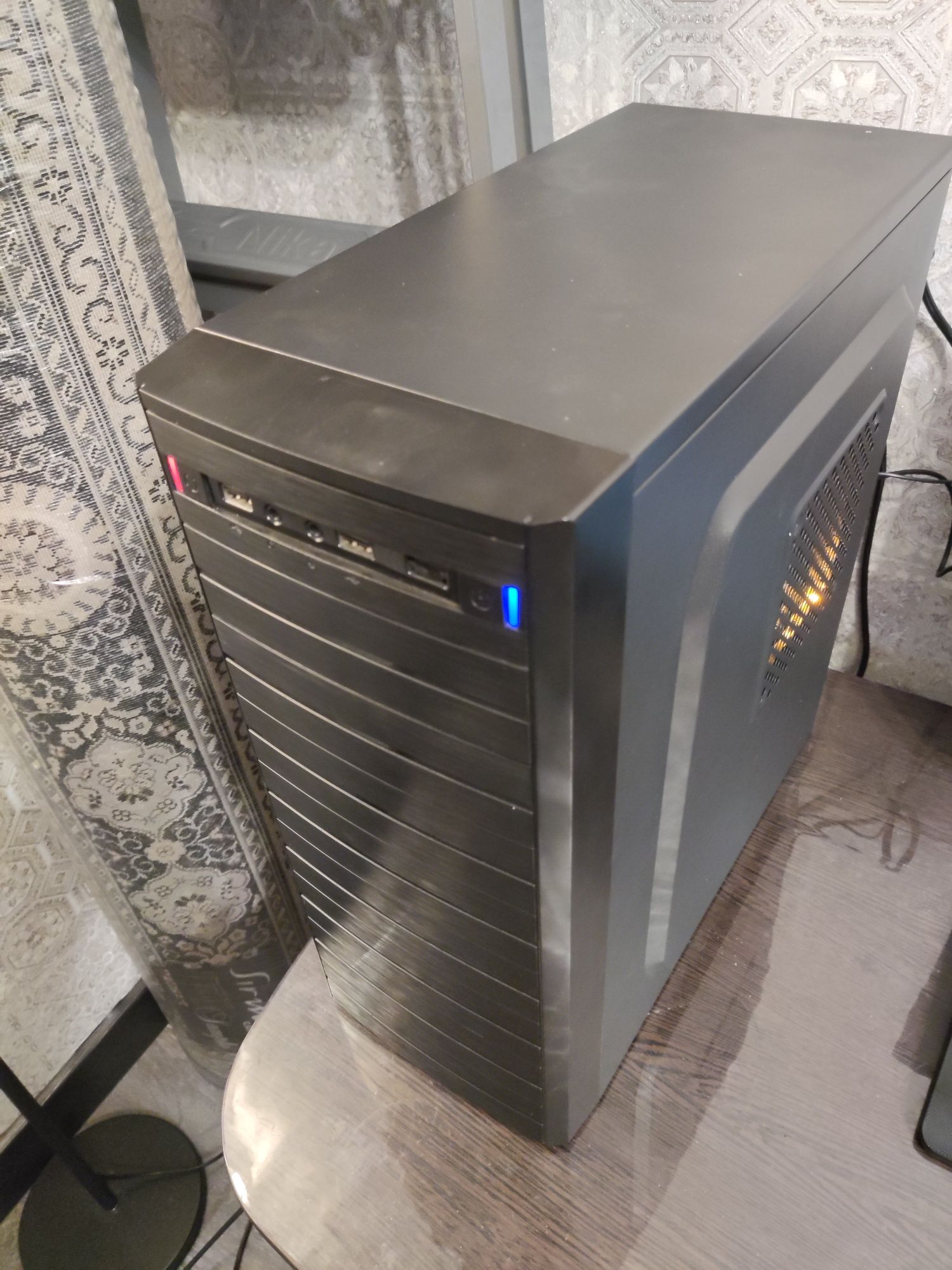 Новый ПК Core i3 3.6GHz 8-е пок.,  DDR4 8Gb, SSD 240Gb. Монитор 23"
