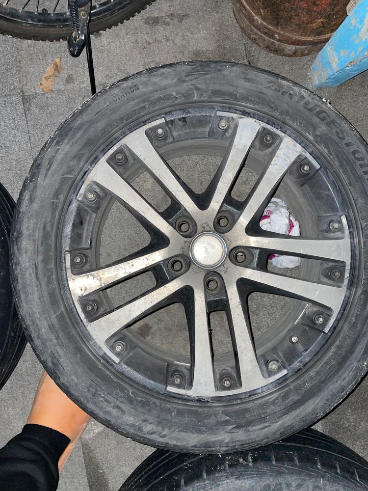 Продам титанку R17
