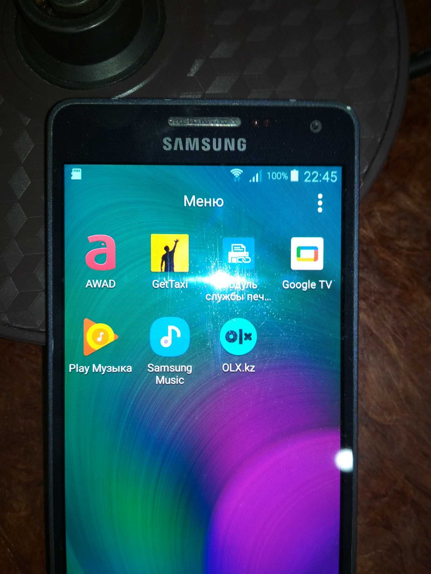Смартфон Samsung Galaxy A5 SM-A500F Duos 2 ГБ/16 ГБ