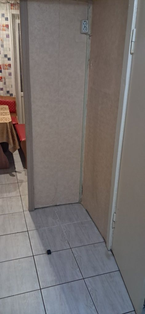 Продам 1ком.квартиру.Р-н Туркистан, 2 этаж,9-и этажного дома.