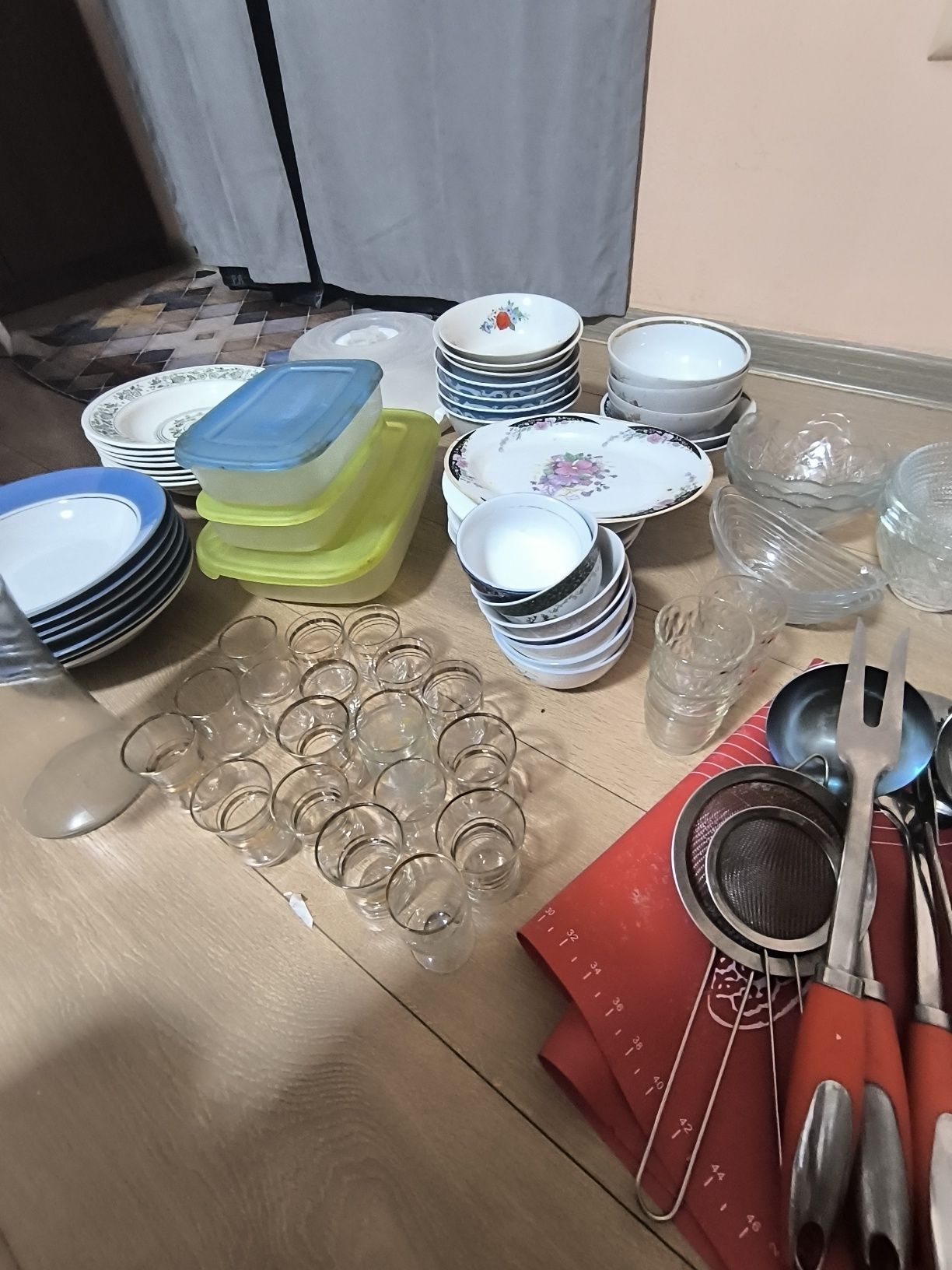 Продам бу посуду за все 3тыс