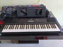 Синтезатор Yamaha PSR 273