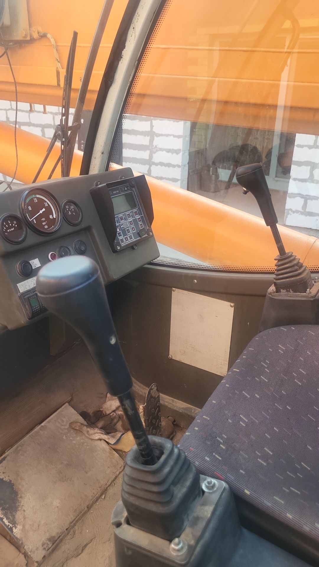 Автокран сатылады
