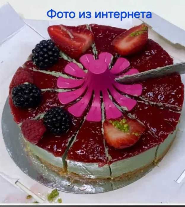 Посуда  Tupperware.  Силиконовая форма для выпечки, форма "Цветок".