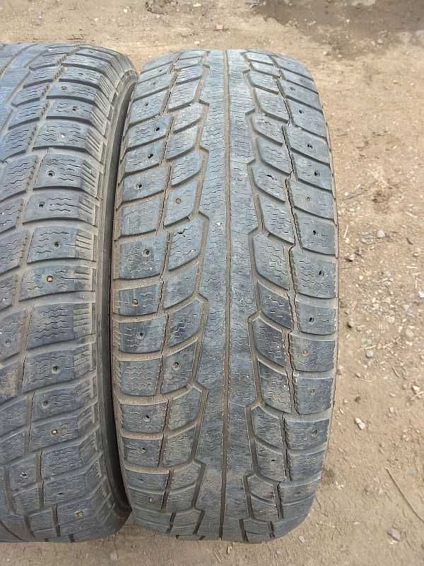 Шины 235/65 R17 - "Michelin Latitude X-ice North" (Франция), зимние.