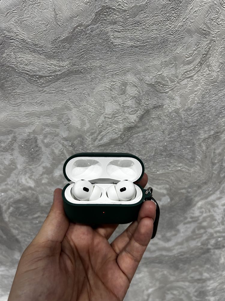 Продам Airpods Pro 2 (работает только 1 наушник)
