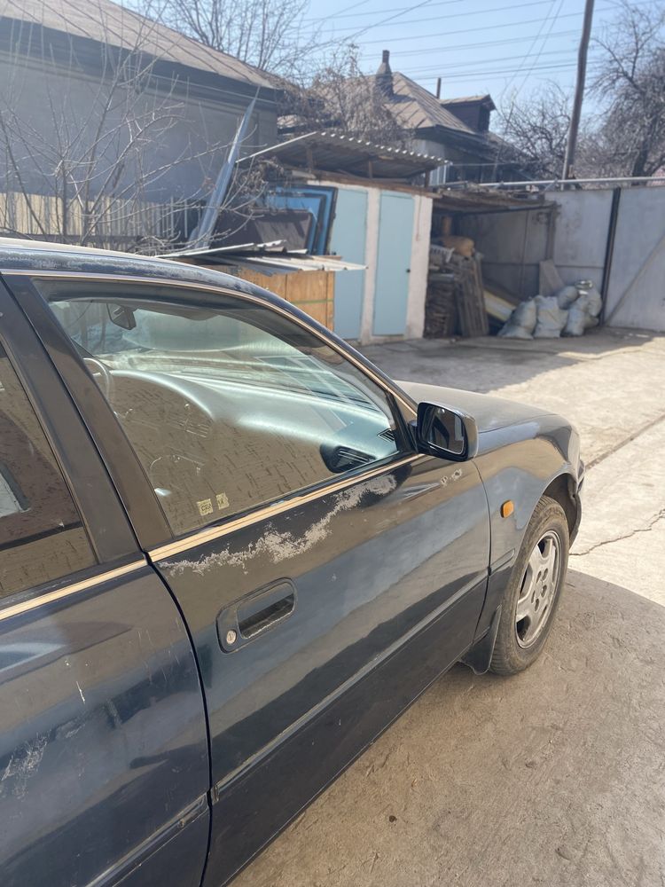 Продаю машину Toyota Camry