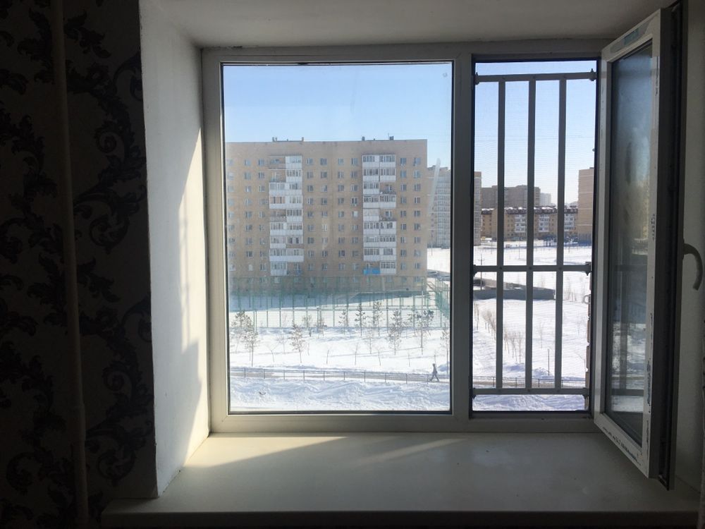 Решетки из поликарбоната, защита на окна от выпадения детей, решетки
