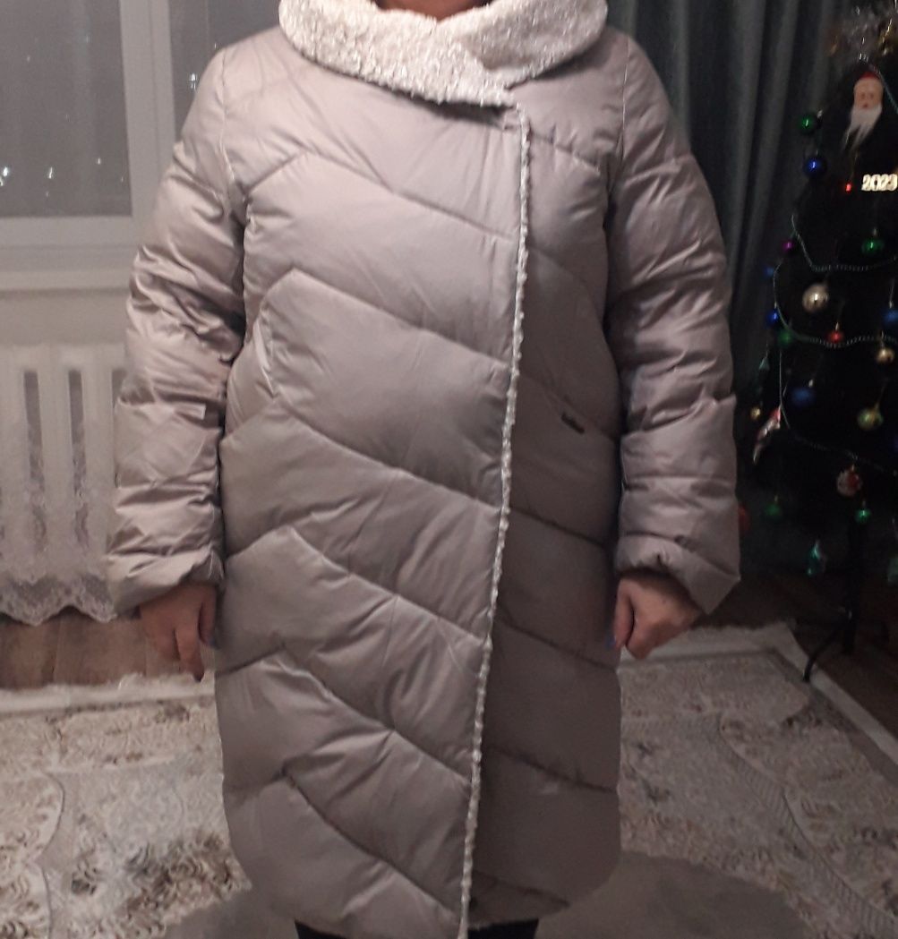 Продам верхнюю одежду