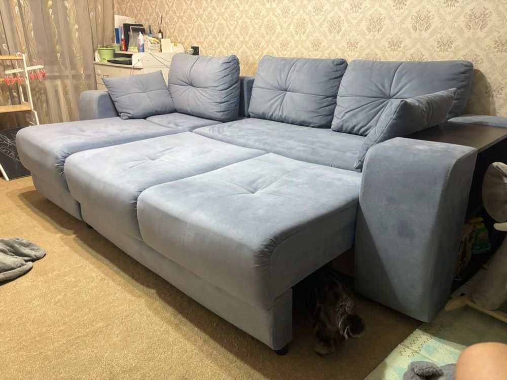 Продам диван на гарантии!