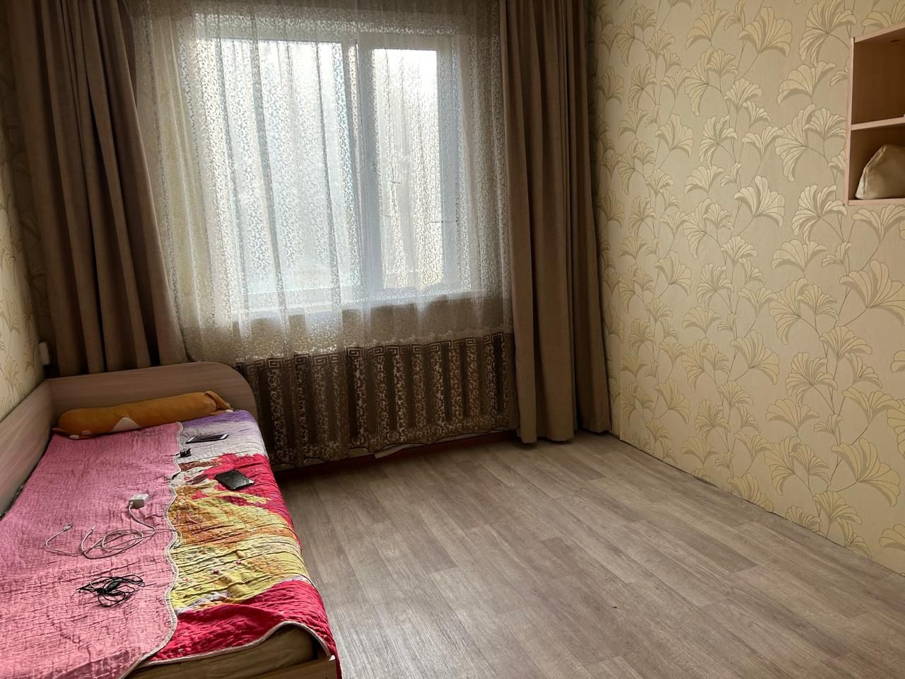 Кровать с матрасом