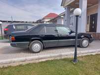 Продам Мерседес W124  объем 2.3