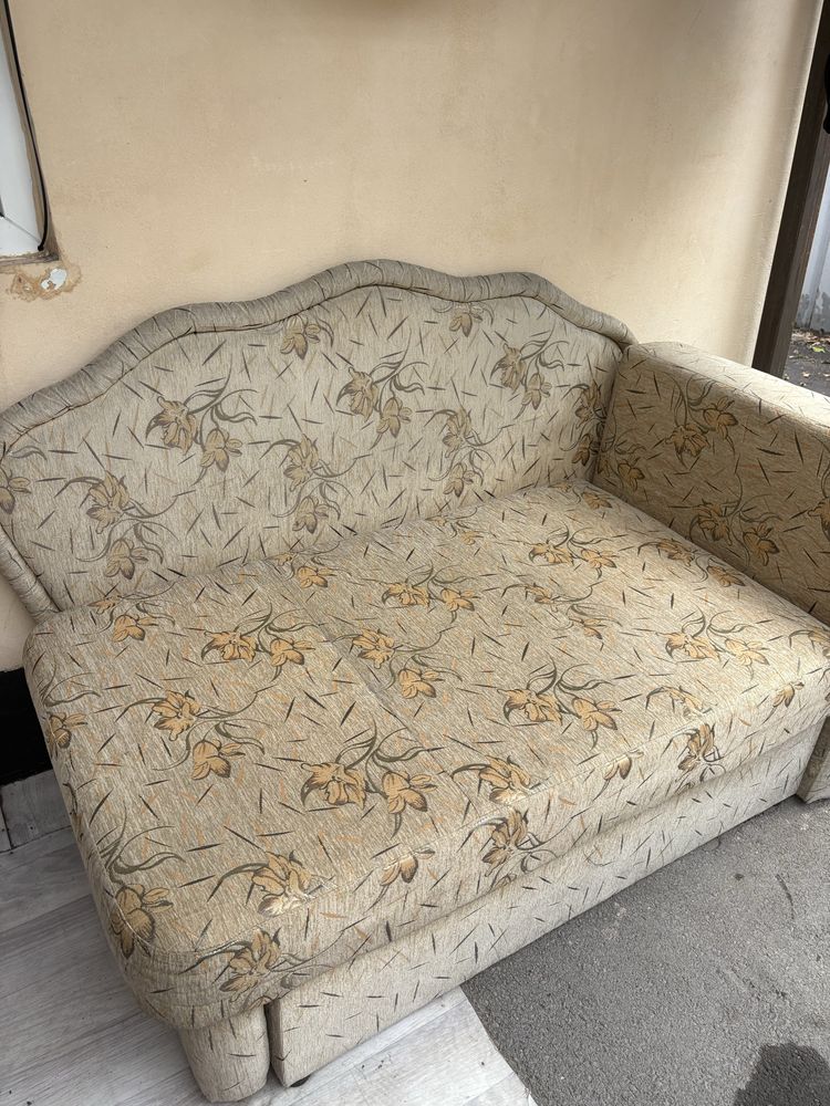 Продам раскладной диван