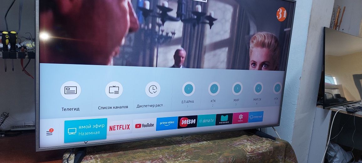 Телевизор Samsung Smart