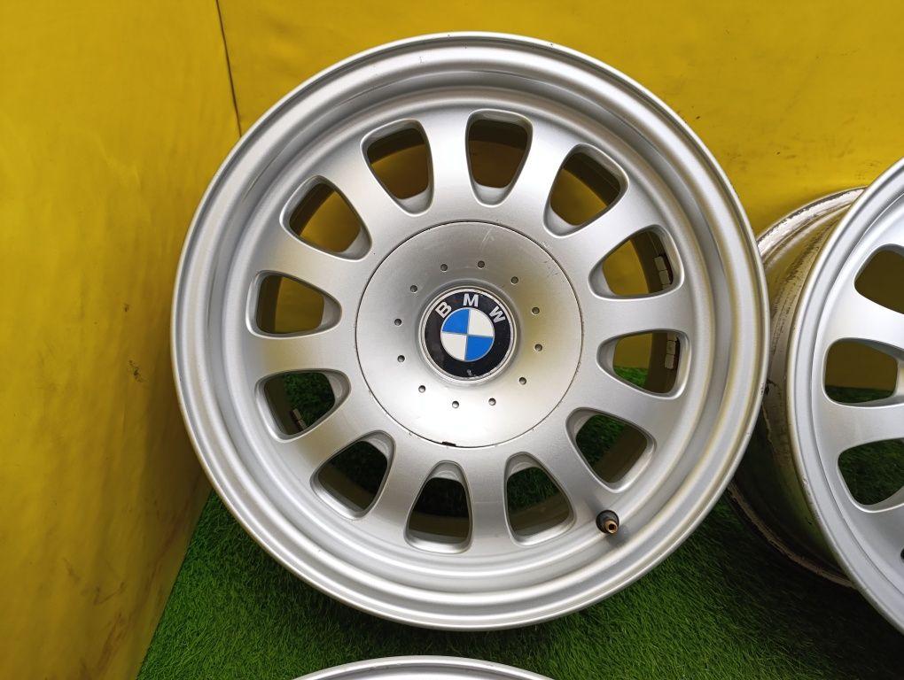 Диски R15 5×120 на BMW.