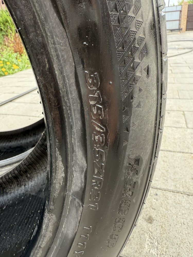 Продам резину б/у 1 баллон-315/35/21 и один 275/40/R21