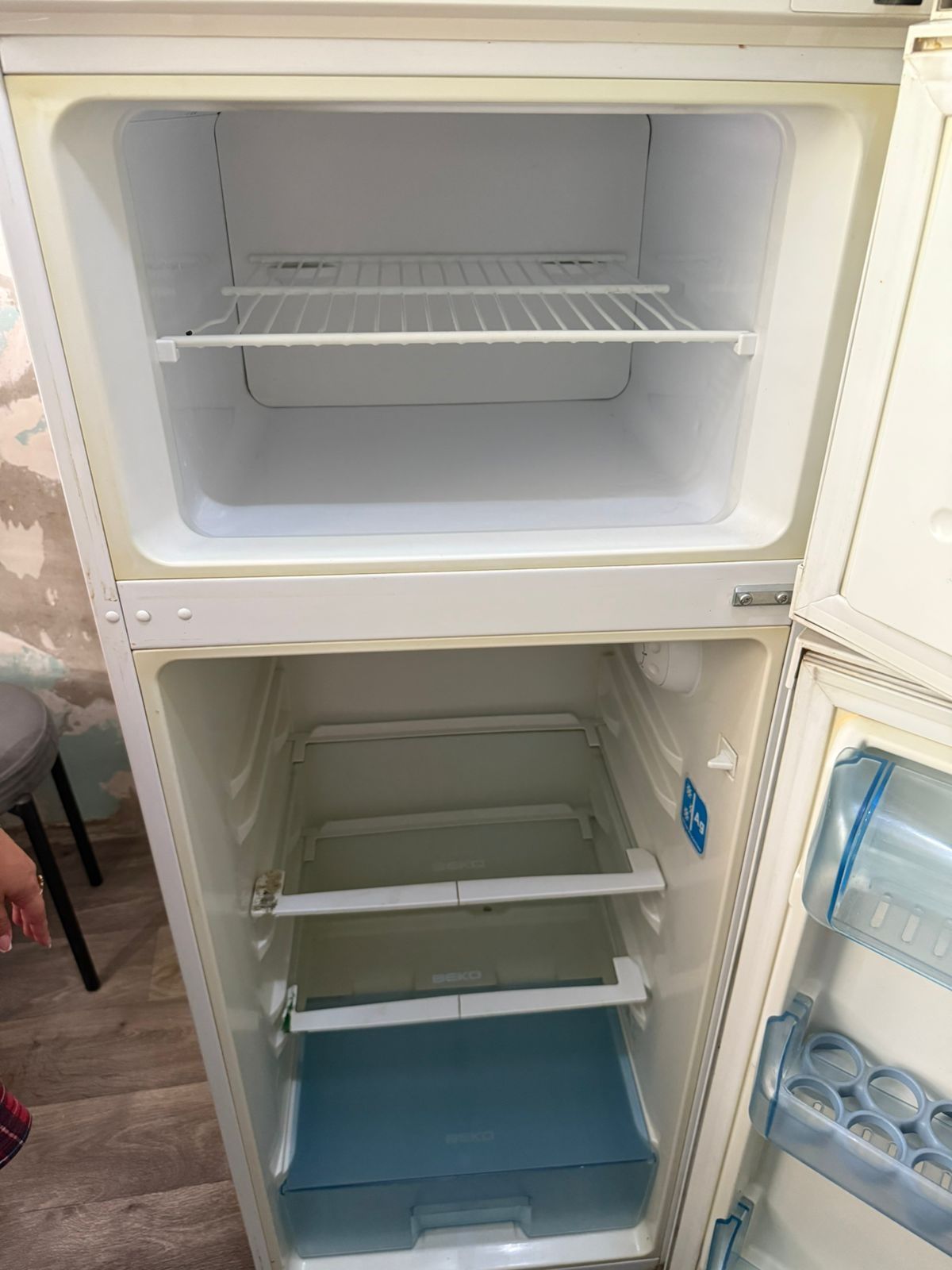 Продам холодильник ВЕКО