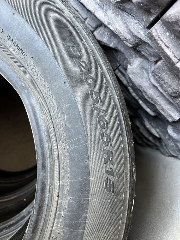Продам летние шины 205/65/R15