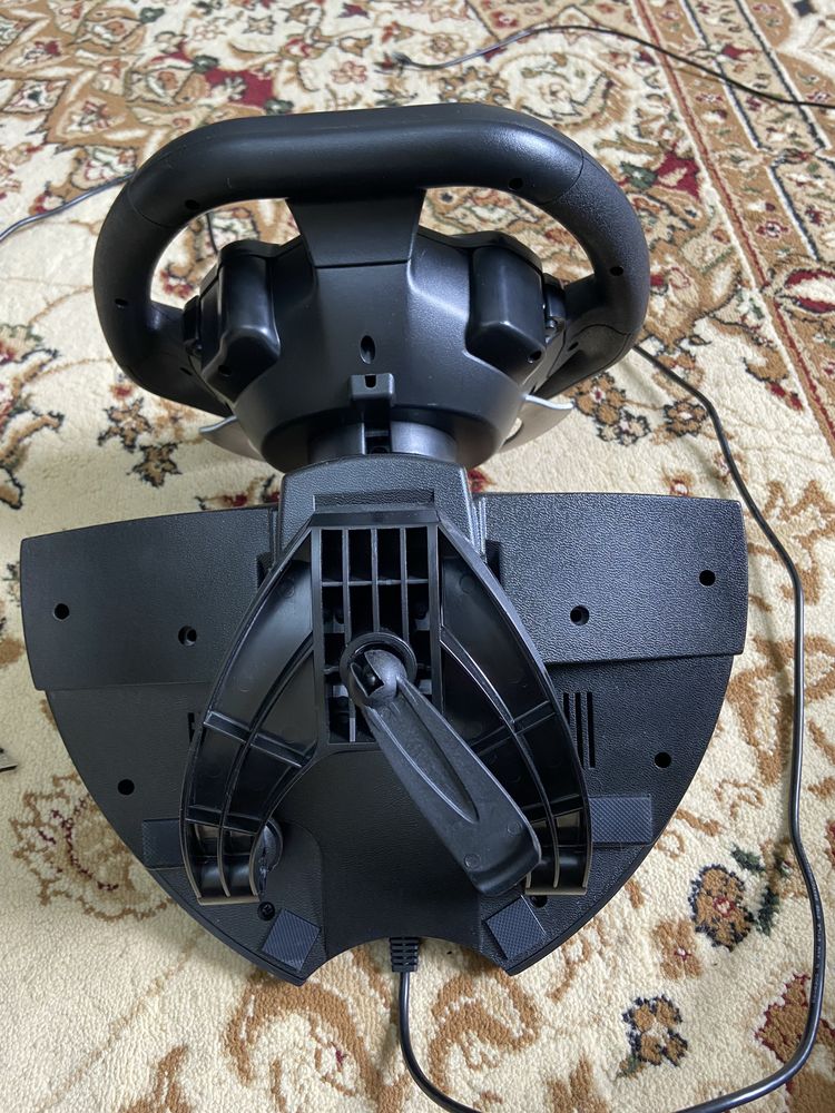 руль Thrustmaster T80 Ferrari 488 GTB Edition