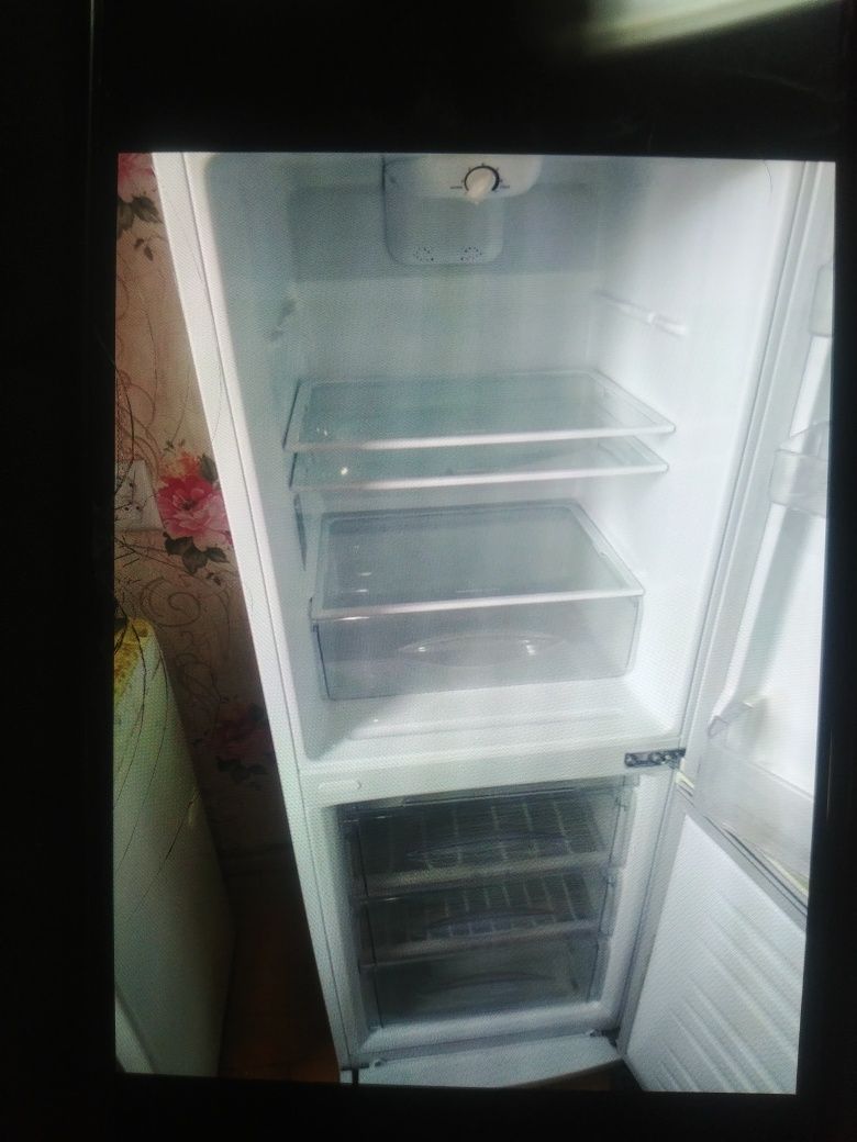 Продам холодильник LG по зап.частям