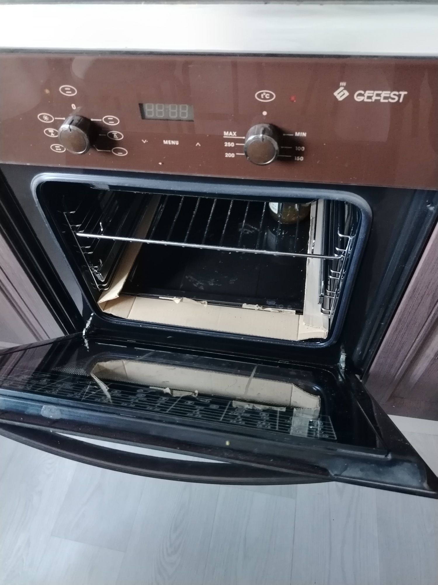 Продам новый электро печ