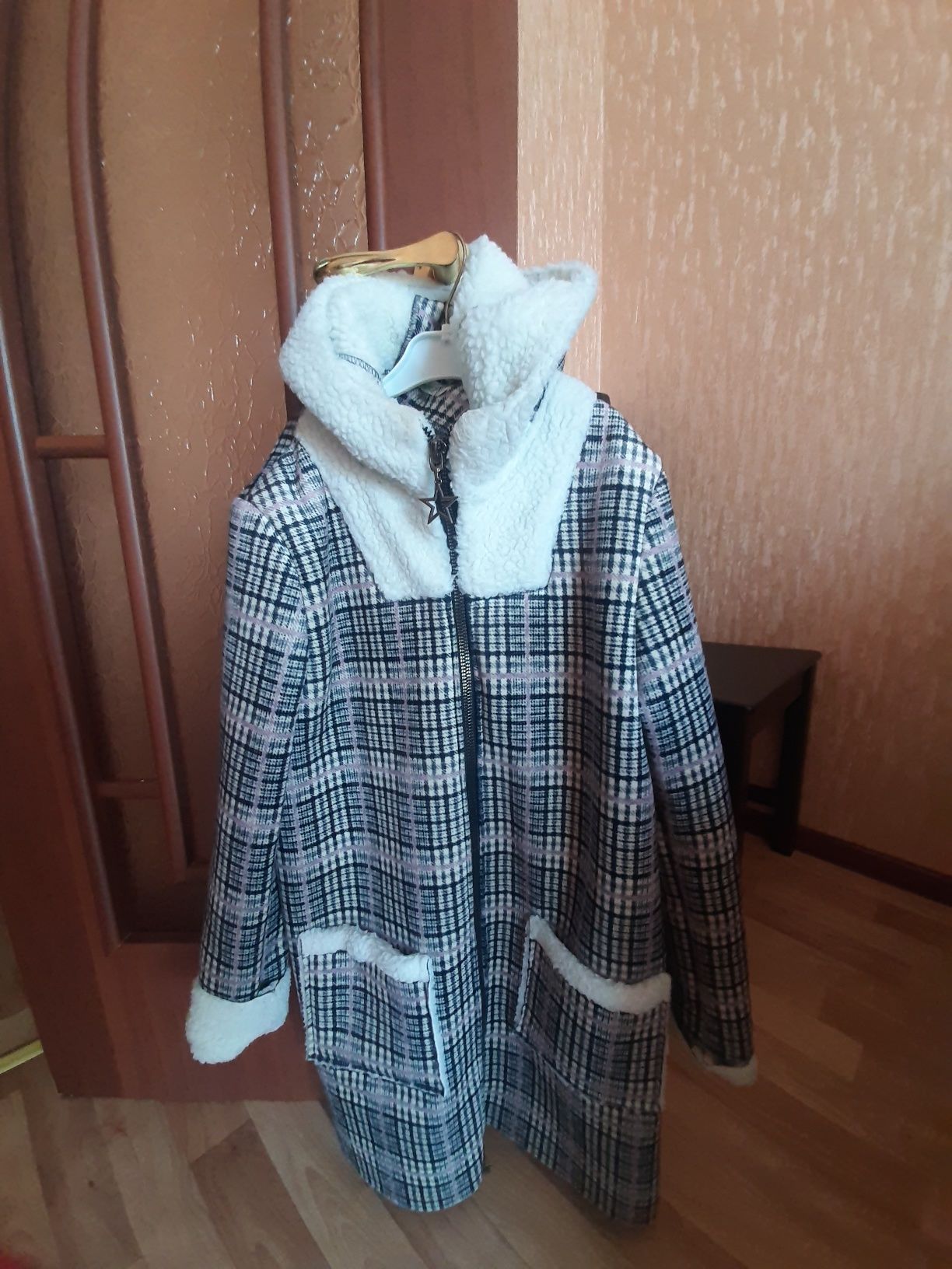 Пальто детское, на весну