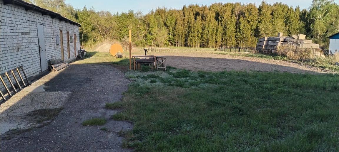 Дом в экологический чистом районе. Поселок Березовский. Все что надо е