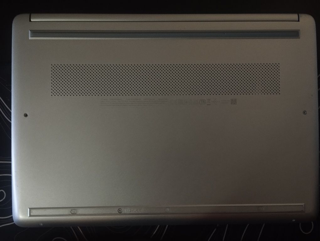 Ноутбук hp laptop