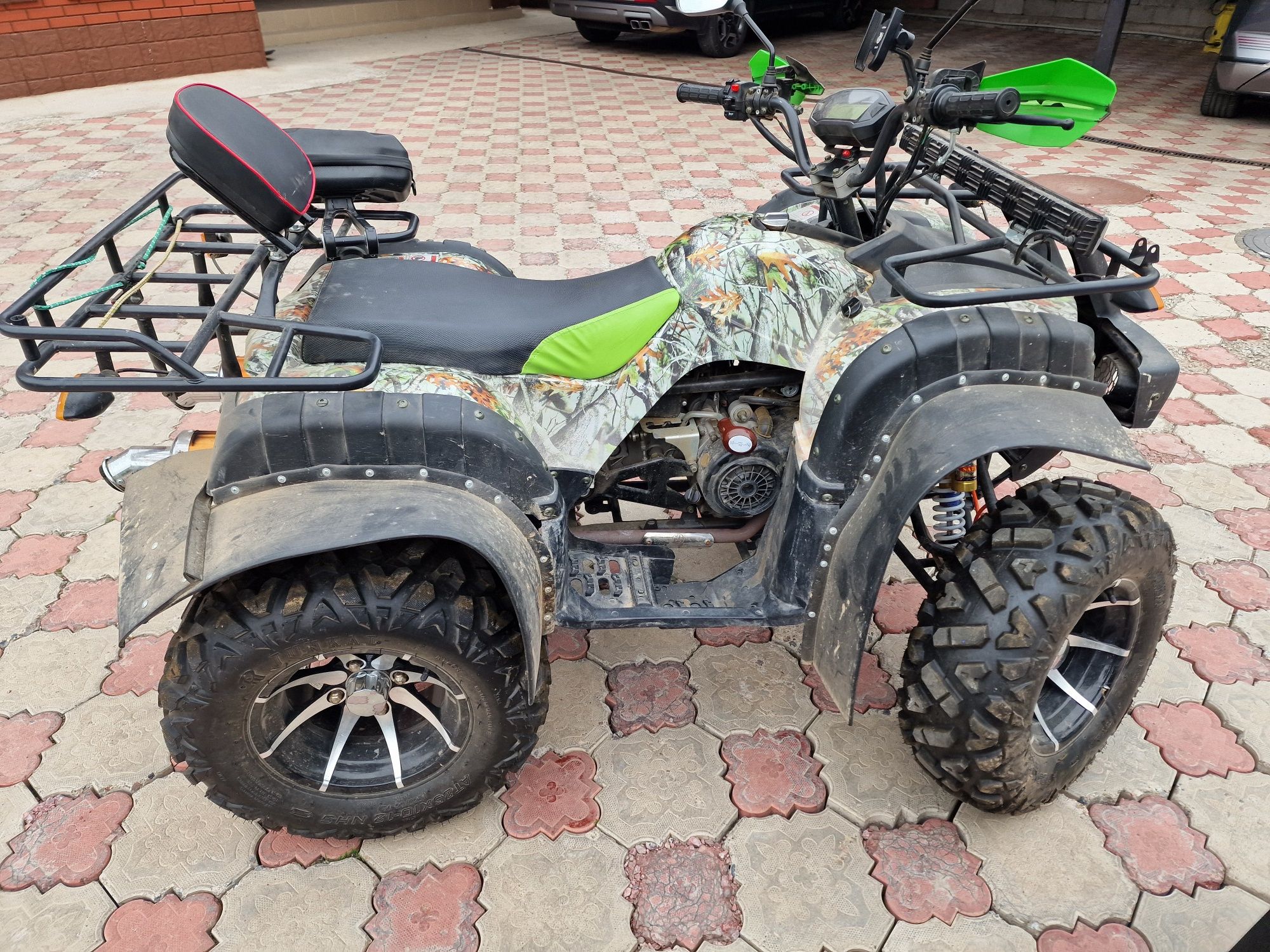 Продам 2 квадроцикла