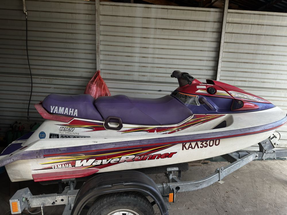 Гидроцикл Yamaha Wave Runner БЕЗ тележки