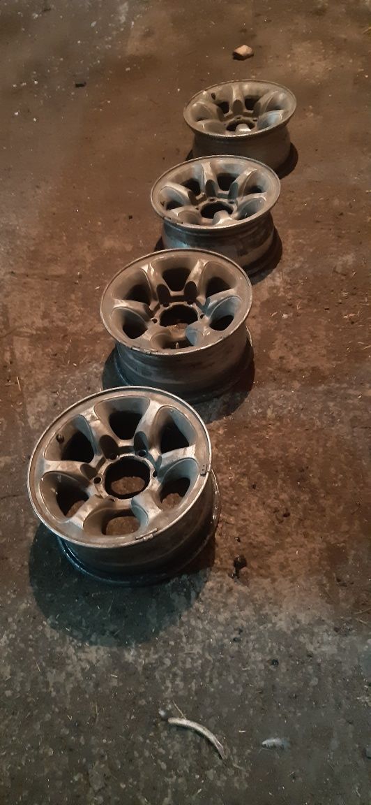 Продам диски джип.
