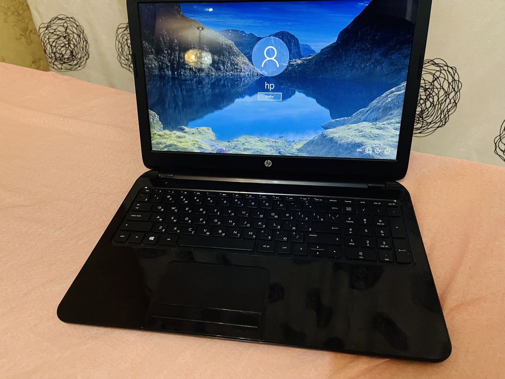 Ноутбук HP 15 - g099er