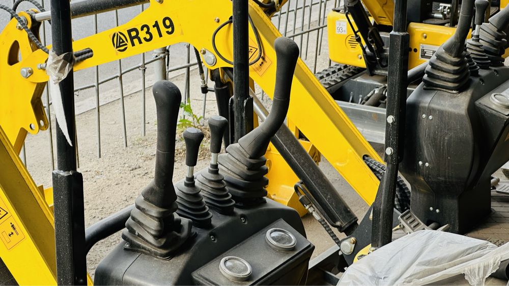 Продаетс спецтехника Rippa R319