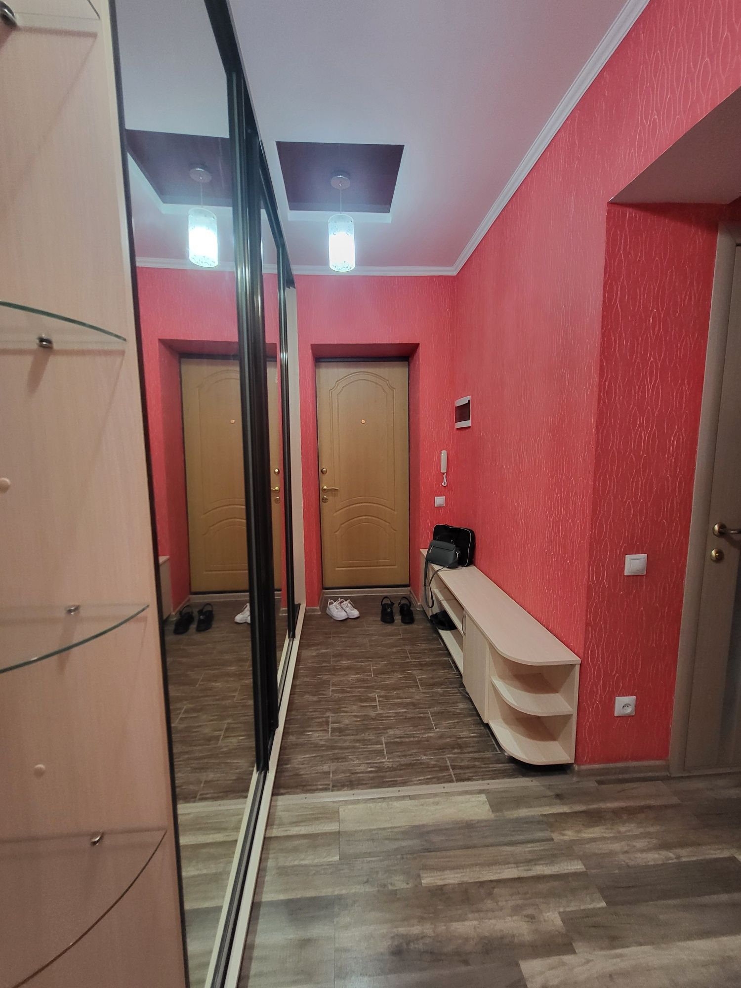 Продается 3х комн кв,район Астана